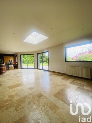 Maison - 170 m² - 5 pièces
