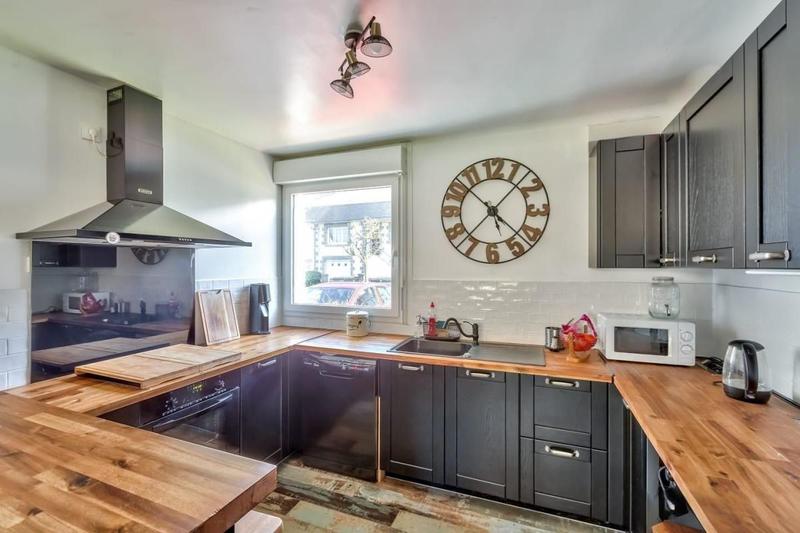 Maison - 94 m² - 4 pièces