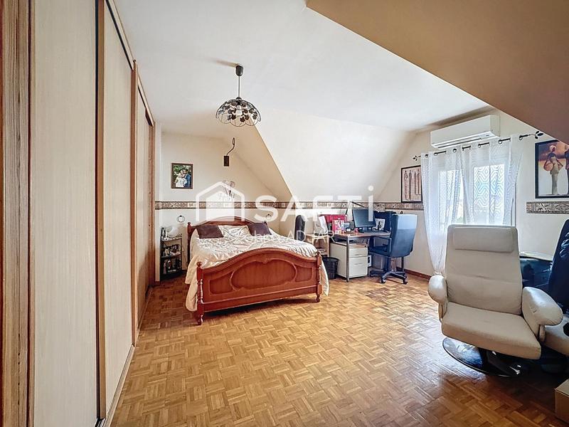 Maison - 110 m² - 5 pièces