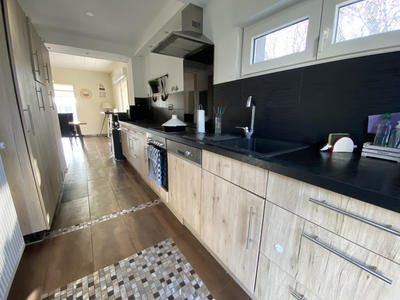 Maison - 97 m² - 5 pièces