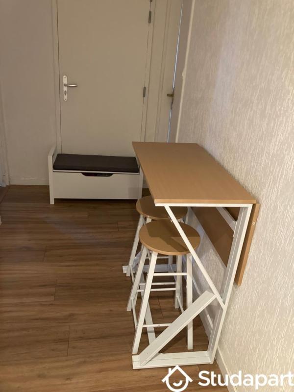 Chambre - 15 m² - 1 pièce