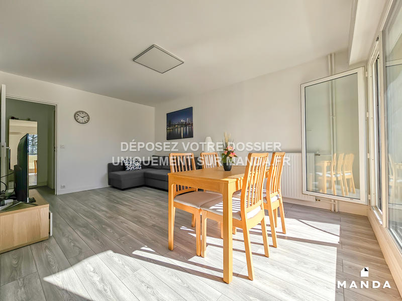 Chambre - 10 m² - 4 pièces