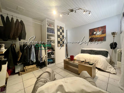 Immeuble - 81 m² - 4 pièces