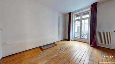 Appartement - 130 m² - 5 pièces