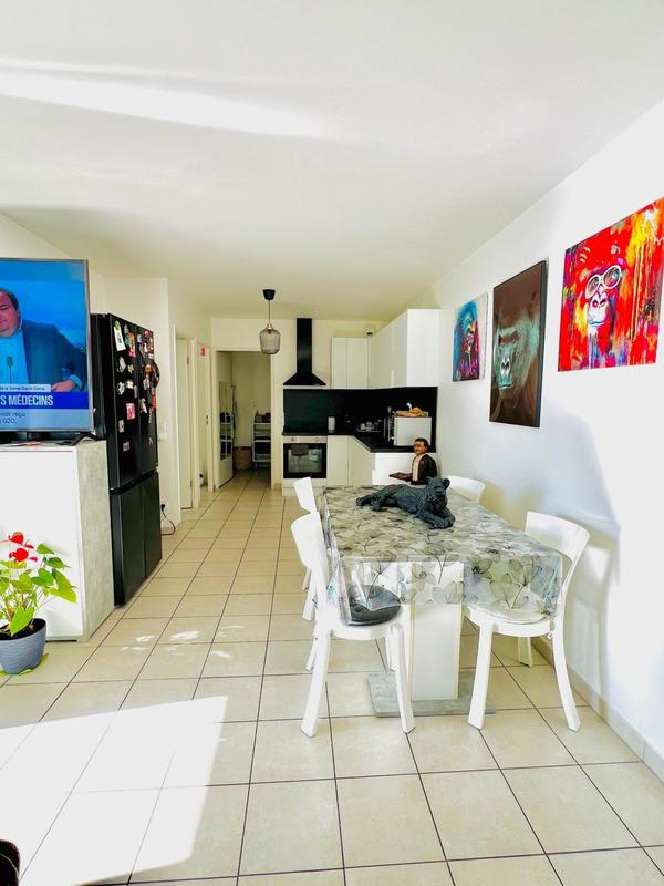 Appartement - 60 m² - 3 pièces