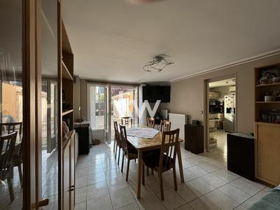 Maison - 83 m² - 4 pièces