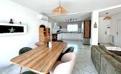 Maison - 120 m² - 6 pièces