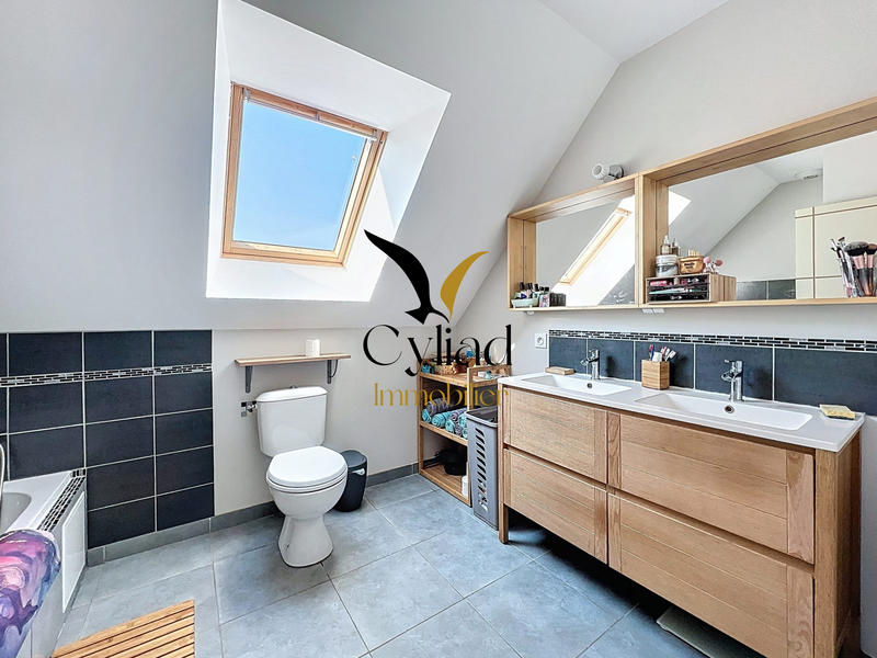 Maison contemporaine - 118 m² - 7 pièces