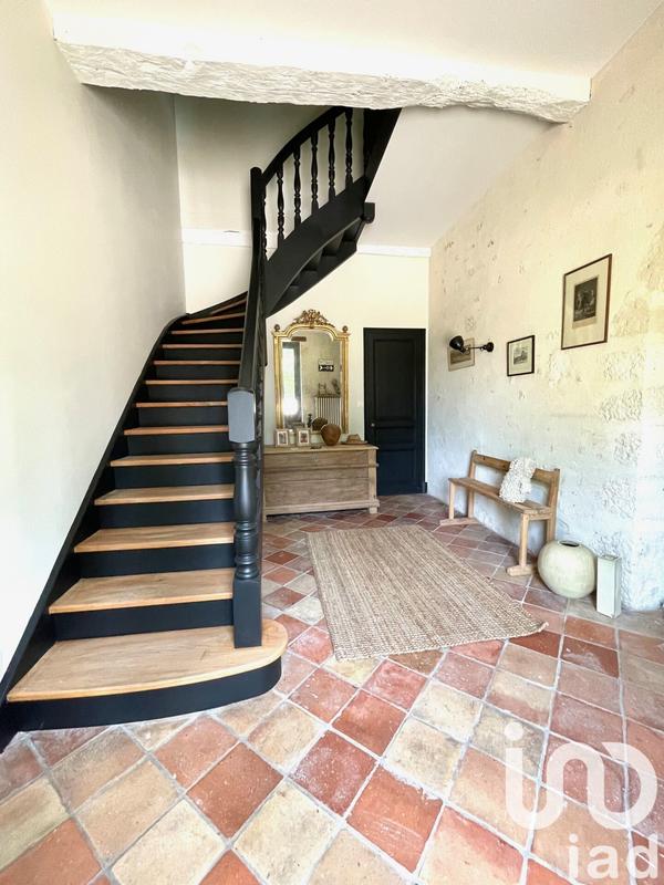 Maison - 409 m² - 8 pièces