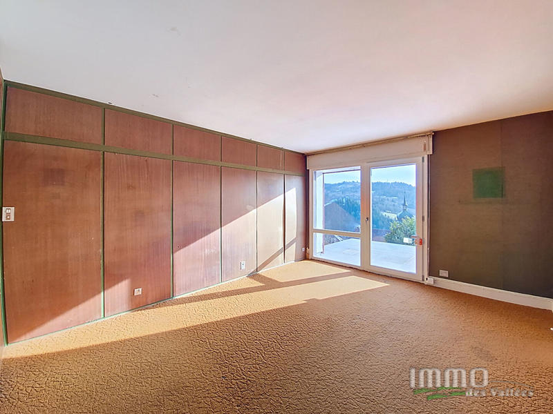 Maison - 205 m² - 11 pièces