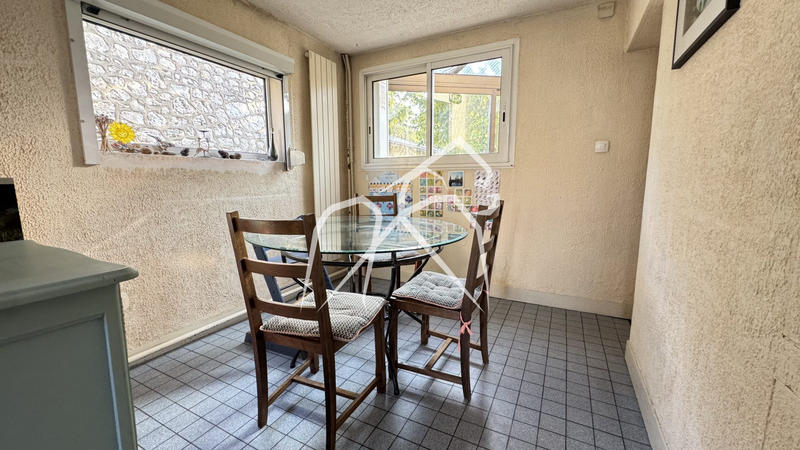 Maison - 100 m² - 6 pièces