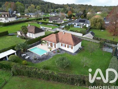 Maison - 120 m² - 4 pièces