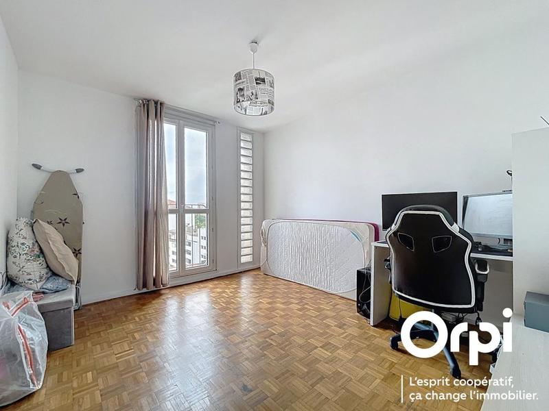 Appartement - 110 m² - 5 pièces