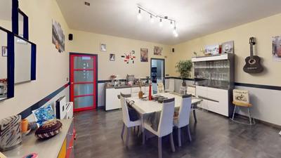 Maison - 155 m² - 5 pièces