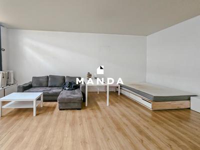 Studio - 43 m² - 1 pièce