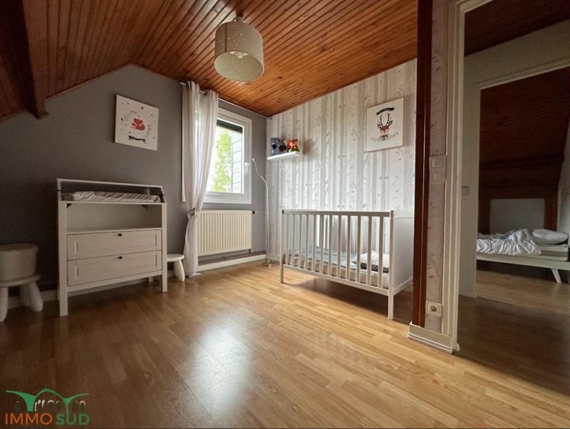 Pavillon - 127 m² - 8 pièces