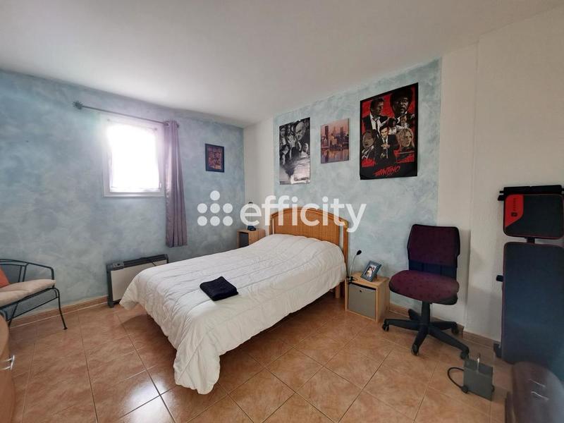 Maison - 180 m² - 7 pièces