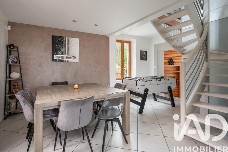 Maison - 160 m² - 7 pièces