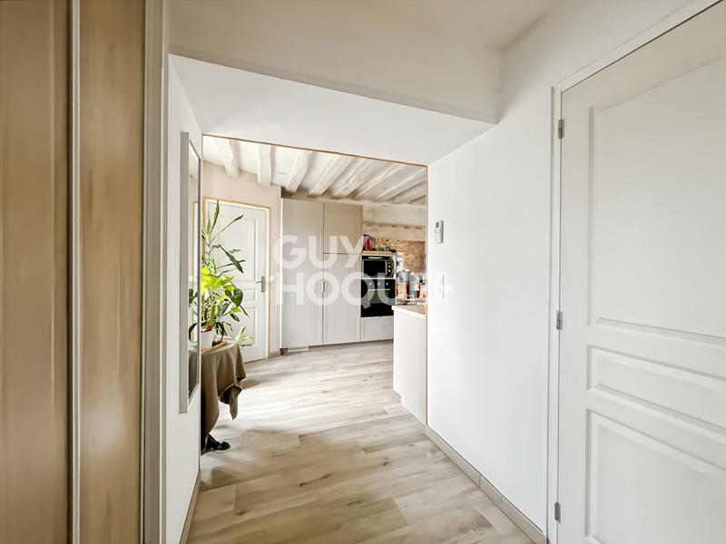 Maison - 201 m² - 7 pièces