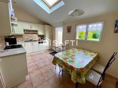 Maison - 101 m² - 5 pièces