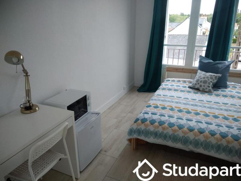 Chambre - 11 m² - 1 pièce