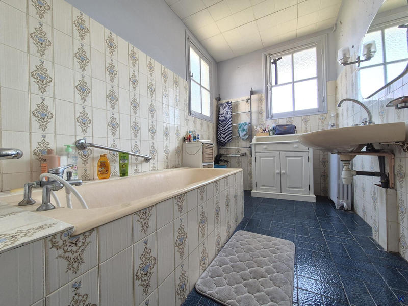 Maison - 190 m² - 7 pièces