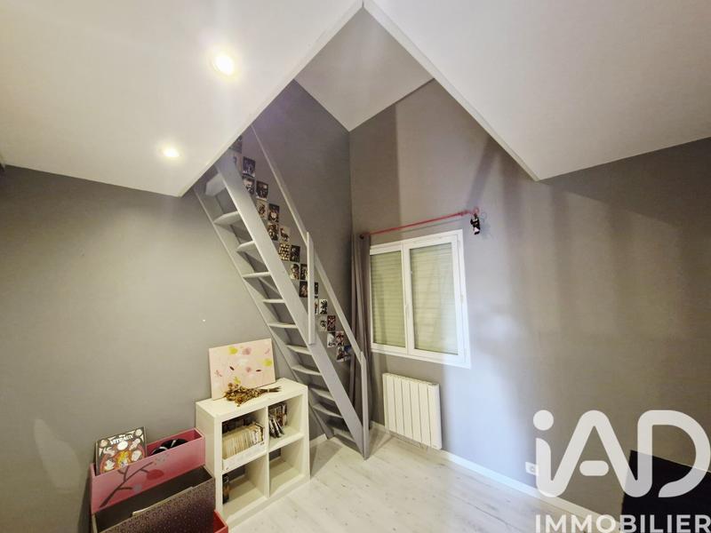 Maison - 174 m² - 8 pièces