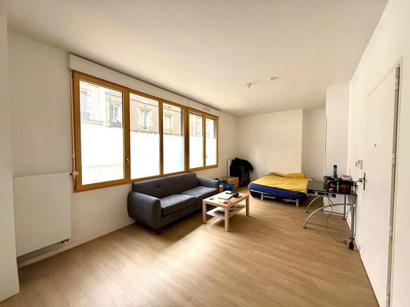 Studio - 30 m² - 1 pièce