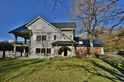 Maison de maîtres - 392 m² - 12 pièces