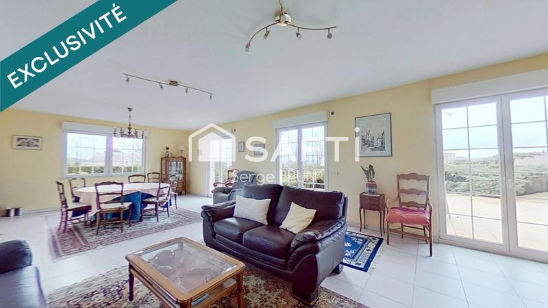 Maison - 488 m² - 8 pièces