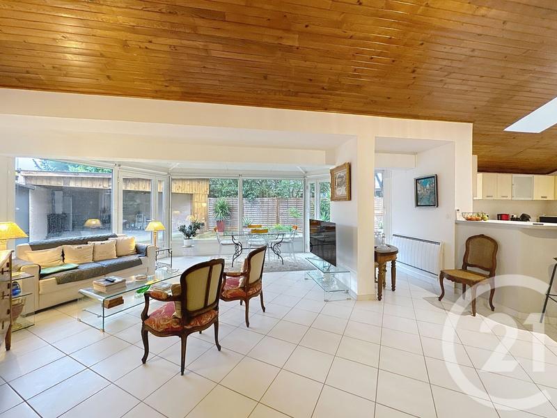 Maison - 112 m² - 4 pièces