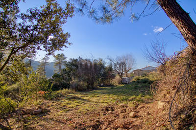 Terrain - 930 m²