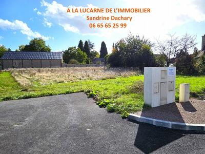 Terrain constructible - 1 351 m²