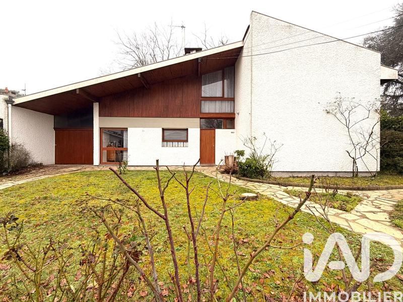 Maison de maîtres - 170 m² - 6 pièces