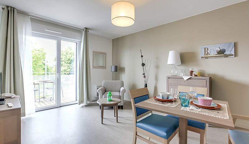 Studio - 25 m² - 1 pièce