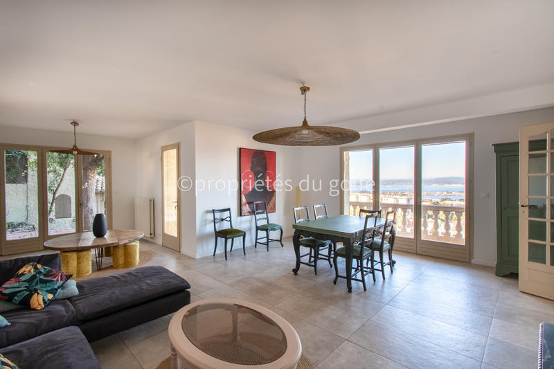 Maison - 160 m² - 5 pièces