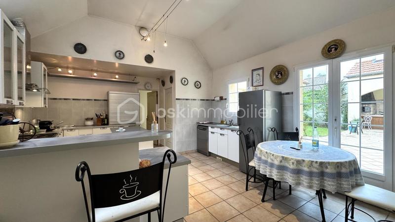 Maison de ville - 210 m² - 7 pièces