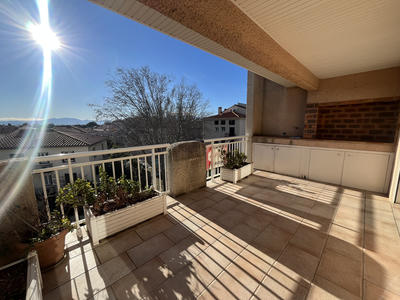 Appartement - 108 m² - 4 pièces