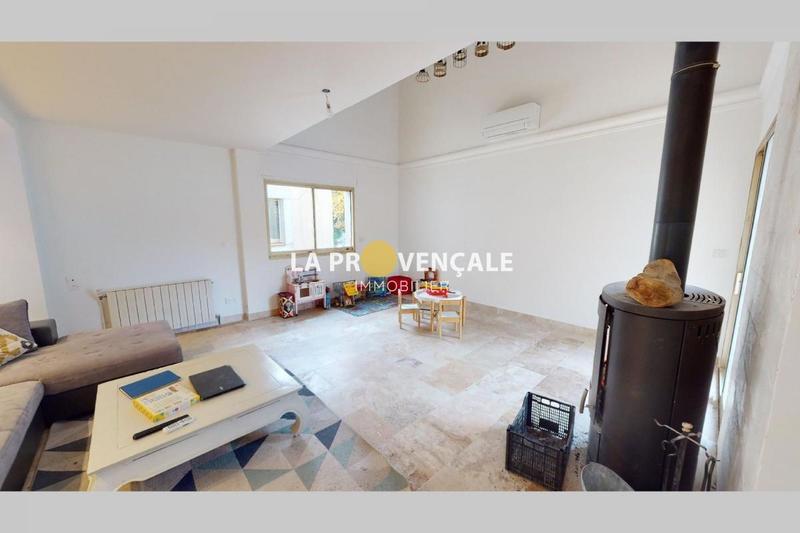 Villa - 200 m² - 7 pièces