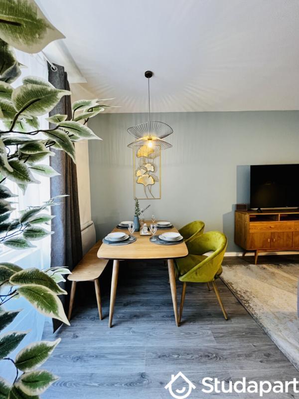 Chambre - 9 m² - 1 pièce