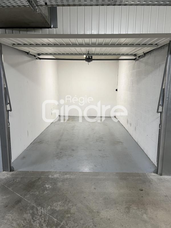 Garage - 13 m²
