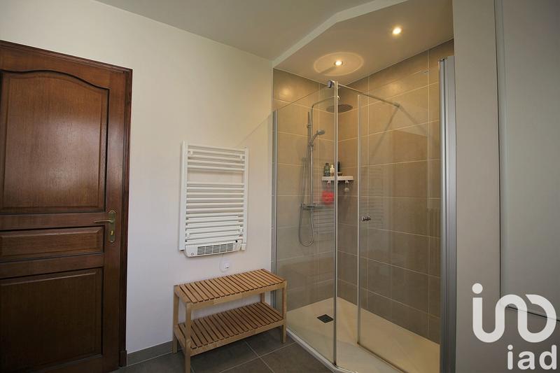 Maison - 197 m² - 7 pièces