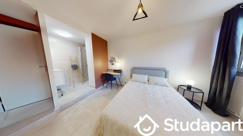 Chambre - 12 m² - 1 pièce