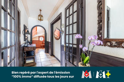 Maison - 279 m² - 9 pièces
