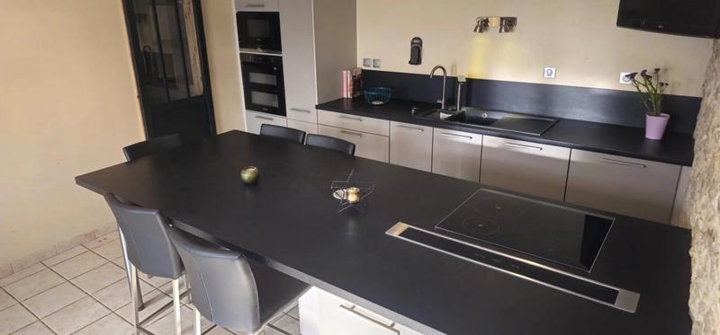 Maison en pierre - 224 m² - 7 pièces