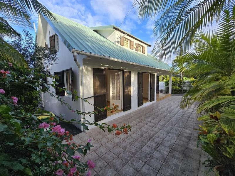 Maison - 160 m² - 8 pièces