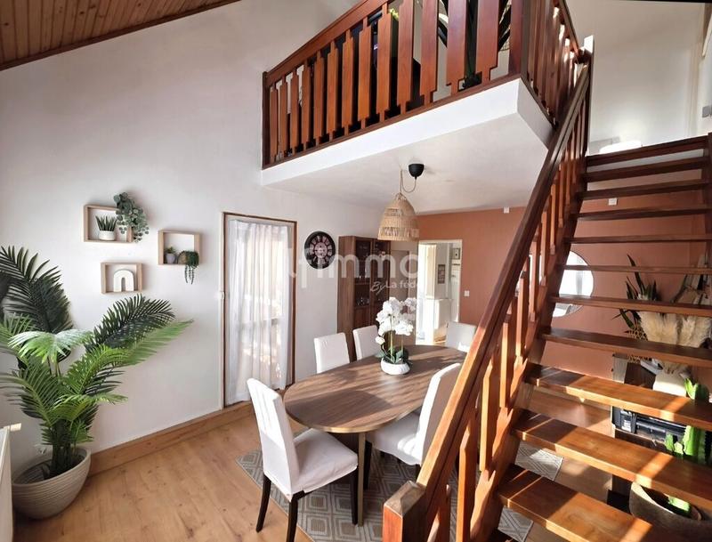 Duplex - 82 m² - 4 pièces