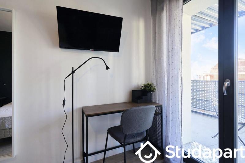 Chambre - 13 m² - 1 pièce