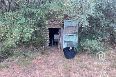 Mazet - 33 m² - 2 pièces