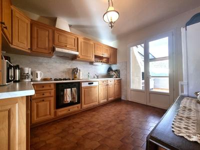 Maison traditionnelle - 137 m² - 5 pièces